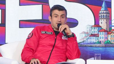 Selçuk Bayraktar: Türkiye artık savunma sanayinin her alanında varlık göstermeye başladı