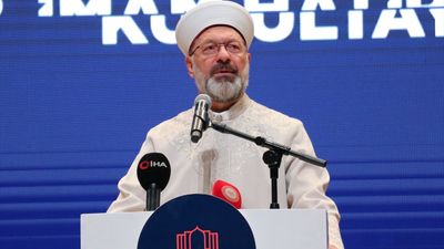 Ali Erbaş: İmam Hatip nesli her zaman hakkın yanında yer almıştır