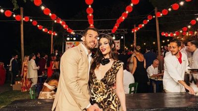 Derin Talu yeni aşkıyla davette