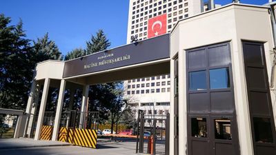 Hazine, bir ihale ve doğrudan satış gerçekleştirecek