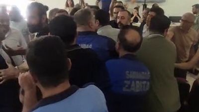 Hatay'da CHP'li meclis üyesinin TİP'li başkana ettiği küfür ortalığı savaş alanına çevirdi