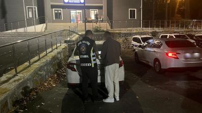 İstanbul'da trafiği birbirine katan 6 maganda kamerada