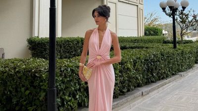 Şakir Paşa Ailesi'nin Sümbül'ü Helin Kandemir, eski aşkına döndü