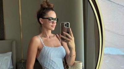 Fahriye Evcen'den yaza veda pozları