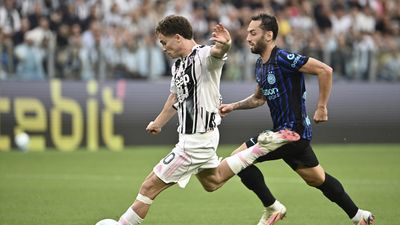 Kenan ve Hakan sahneye çıktı! 7 gollü maçta Juventus, Inter'i yendi