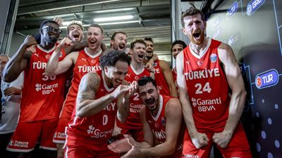 Alman medyasında çalışan Türk 'Denize döktük' ifadesinden rahatsız oldu