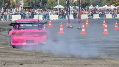 Tekirdağ'da modifiye araçlar drift şovu sergiledi: Asfalt eridi