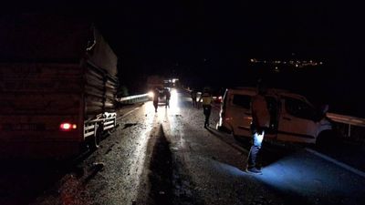 Bilecik'te hafif ticari araç ile kamyonet çarpıştı: 1 ölü