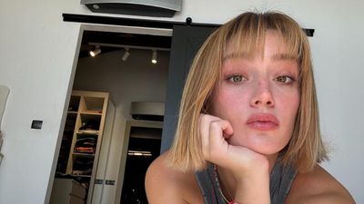 Taze anne Gizem Karaca'dan 8. evlilik yıl dönümüne özel romantik kutladı: 