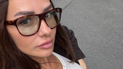 Yasemin Ergene boşanmayı kutluyor! İlk rotası Prag oldu