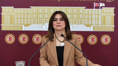 Gülistan Kılıç Koçyiğit: Komisyon Öcalan'la görüşmeli