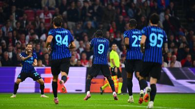 Hakan Çalhanoğlu’nun asistleri Inter’e üç puanı getirdi