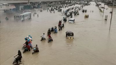 Pakistan'da 26 Haziran'dan bu yana sellerde 1002 kişi hayatını kaybetti