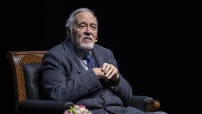 İlber Ortaylı: Kimseye kitabe vermeyiz, Netanyahu cahil bir adam