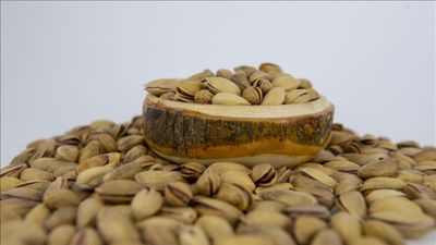 Baklavalık iç fıstık Türkiye'de 2 bin 350 liraya yükseldi! İran'da 722 lira