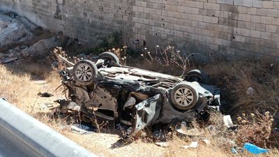 Gaziantep- Nizip kara yolunda korkunç kaza: 2'si ağır 6 yaralı