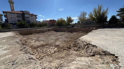 Konya'da doğalgaz borusunun patladığı apartman yıkıldı