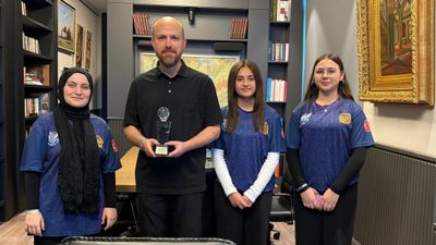 İmam Hatipli gençler Drone Soccer Türkiye Turnuvası’nda derece kazandı