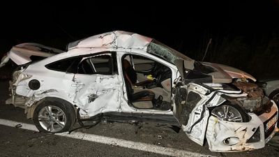 Uşak'ta tır ile otomobil çarpıştı: 1 ölü