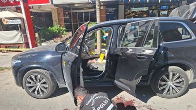 Ankara'da patronunu tabancayla vurdu, kulağını ısırarak kopardı