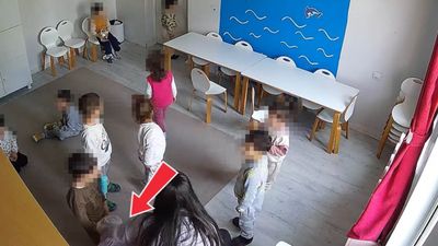 Diyarbakır'da kreşte öğrencilere kötü muamelede bulunan öğretmenler görevden uzaklaştırıldı