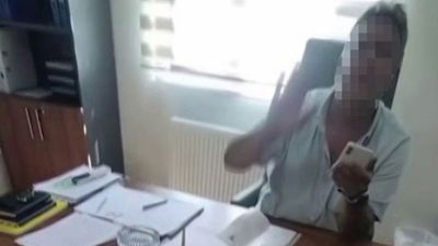 Kocaeli'de işten çıkarılan kadın şantiye şefine kaynar suyla saldırdı