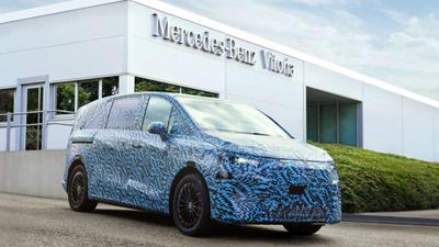 Elektrikli Mercedes-Benz VLE ön seri üretime girdi