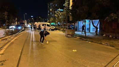 İstanbul Sultanbeyli'de kamyonete silahlı saldırıda 1 kişi ağır yaralandı