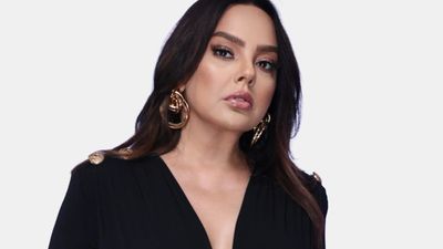 Ebru Gündeş, uzaktan boşandı