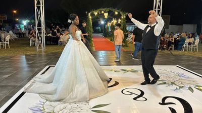 Hatay'ın Ganalı gelini Gifty, davul zurna eşliğinde düğününün tadını çıkarttı