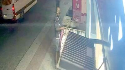 İstanbul'da pijama hırsızlığı kamerada