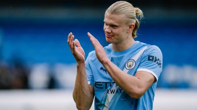 Manchester City, Burnley'i evinde dağıttı