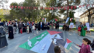 Karaman'da Gazze eylemi: Yüzlerce kişi sokağa çıktı