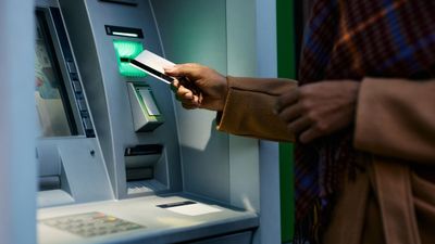 1 Ocak’ta başlıyor: ATM’lerde yeni sistem devreye giriyor!