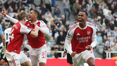 Arsenal, Newcastle United'ı iki golle yıktı