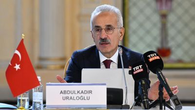 Abdulkadir Uraloğlu: TDT ülkeleri olarak küresel bir güç olma potansiyeline sahip bir topluluğuz