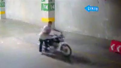 Adana'da hastane otoparkından 2 motosiklet çaldı: Tutuklandı