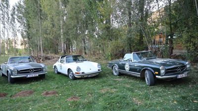 Belçika’dan gelen klasik otomobil tutkunları Bayburt’ta