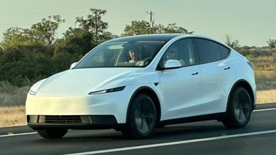Uygun fiyatlı Tesla Model Y yollarda görüntülendi