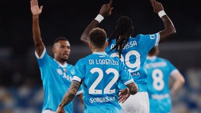 Napoli, Genoa karşısında sürprize izin vermedi