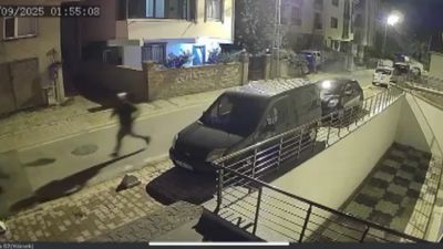 İstanbul'da aynı evi iki kez kurşunlayan şüpheliler yakalandı