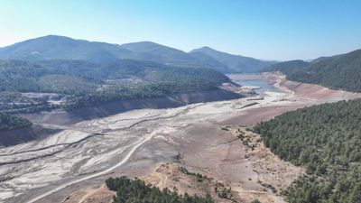 Bursa'daki barajlarda doluluk oranı yüzde 1'in altına düştü