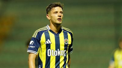 Fenerbahçeli Sebastian Szymanski'ye teklif yapan kulüp ortaya çıktı