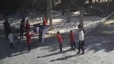 Burdur'da öğrencinin nefes borusuna simit kaçtı: Heimlich manevrasıyla kurtarıldı