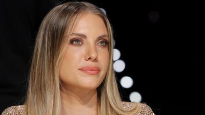 Eda Ece kızı Mina İpek ile ilgileniyor! Oyun grubuna gittiler