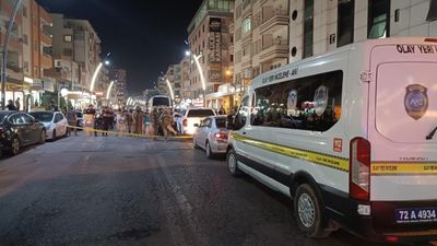 Batman'da silahlı kavga: 1'i polis 8 kişi yaralandı