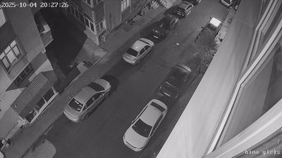 İstanbul'da balkondan düşerek ağır yaralanan kadının eşi tutuklandı