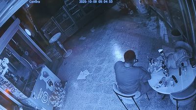 Burdur'da camı kırıp girdiği markette yedi içti: Bir şey olmamış gibi gitti