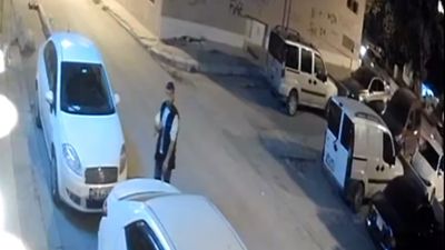 Ankara'da hırsız, çaldığı güvenlik kamerası tarafından görüntülendi