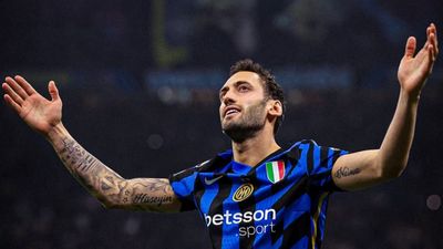 Galatasaray'da Hakan Çalhanoğlu iddiası: Kulübümle anlaşın...